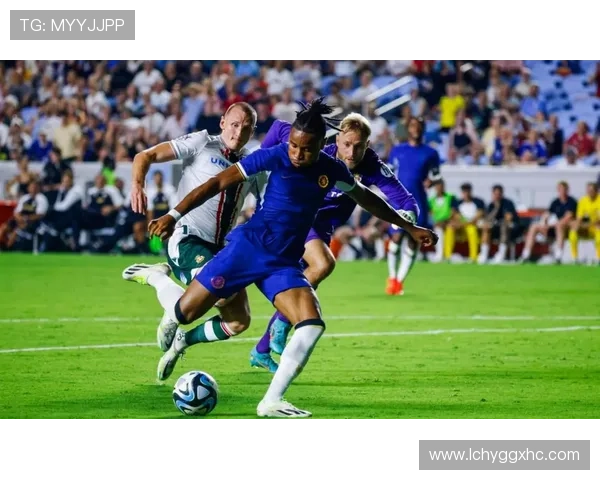 恩德里克携七人团队随行赴里昂